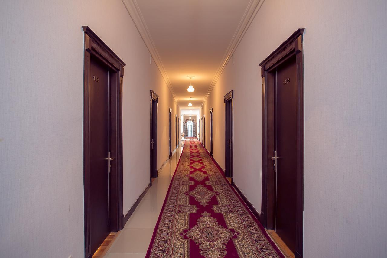 Gozel Naftalan Health Resort Buitenkant foto